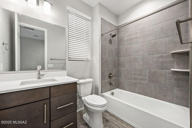 1006 W Calle Monte Lindo, Sahuarita, AZ 85629