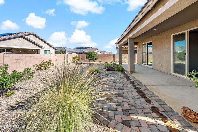 1006 W Calle Monte Lindo, Sahuarita, AZ 85629