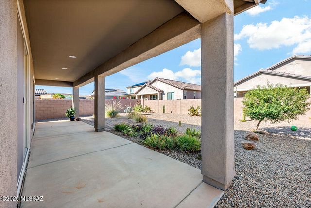 1006 W Calle Monte Lindo, Sahuarita, AZ 85629