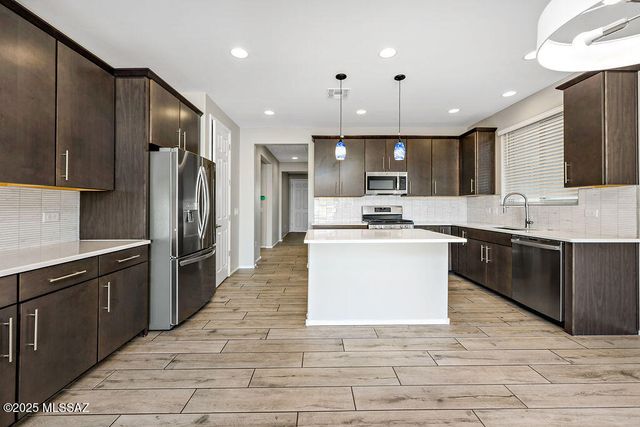 1006 W Calle Monte Lindo, Sahuarita, AZ 85629