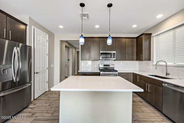 1006 W Calle Monte Lindo, Sahuarita, AZ 85629