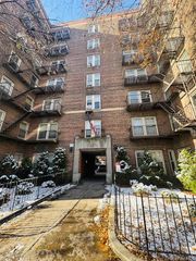 48-20 44th Street 4C, Woodside, NY 11377