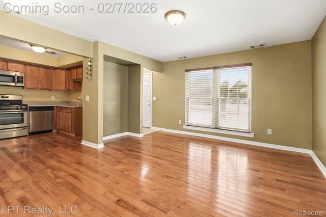 6852 New Providence Way, Canton Charter Township, MI 48187