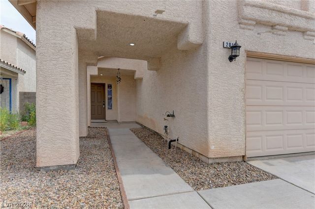 2018 Shannon Christine Drive, Las Vegas, NV 89104