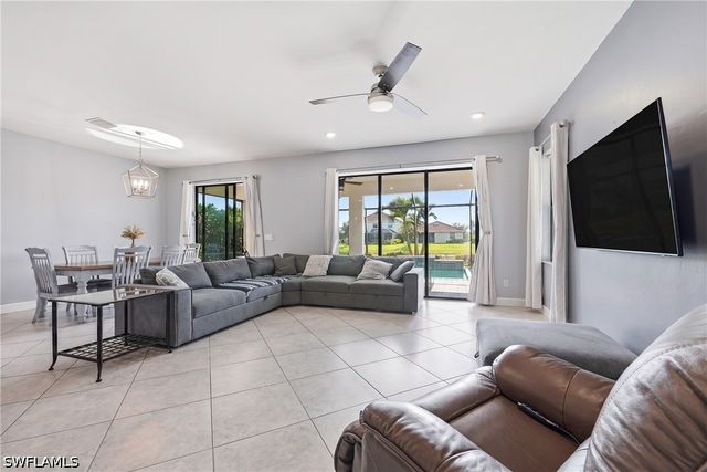 2133 Clementine ST, Naples, FL 34120