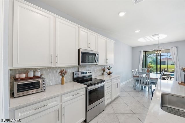 2133 Clementine ST, Naples, FL 34120