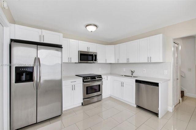 3855 Island Club Circle, Lake Worth, FL 33462
