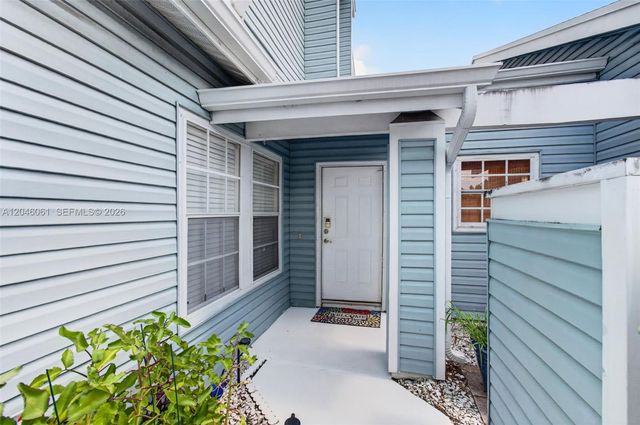 3855 Island Club Circle, Lake Worth, FL 33462