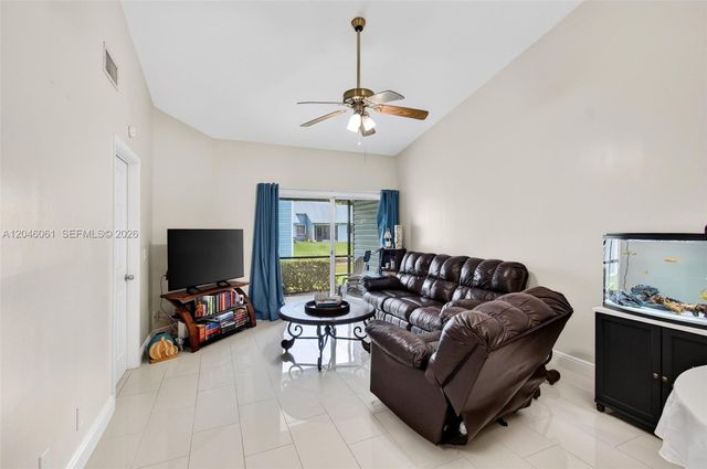 3855 Island Club Circle, Lake Worth, FL 33462