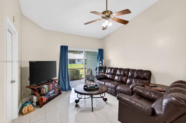 3855 Island Club Circle, Lake Worth, FL 33462