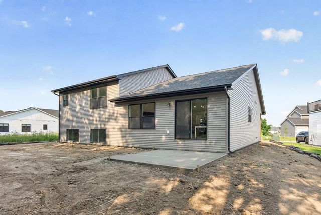 9966 14th Circle NE, Saint Michael, MN 55376