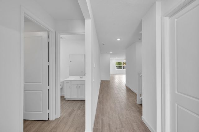 5742 Graceful Way, Delray Beach, FL 33484