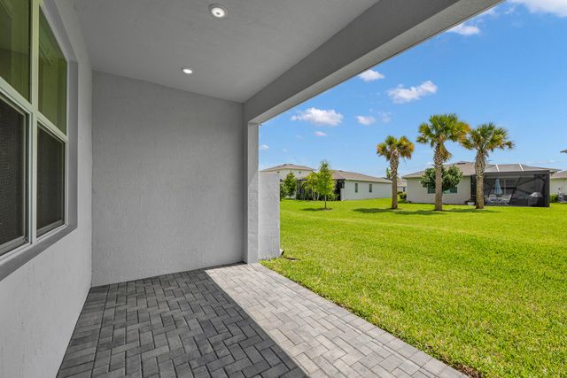 5742 Graceful Way, Delray Beach, FL 33484