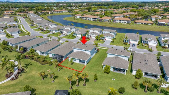 5742 Graceful Way, Delray Beach, FL 33484