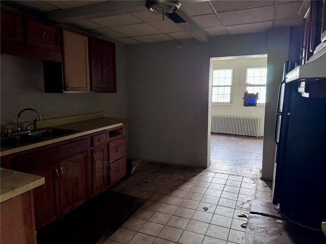 102 Jucunda St, Knoxville, PA 15210
