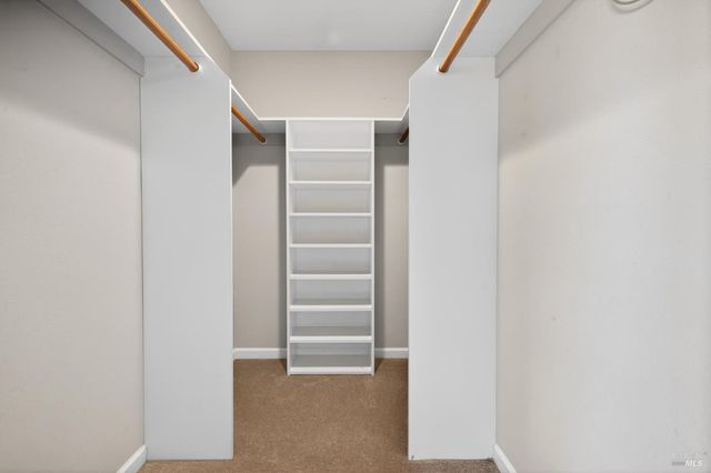 329 Oak Leaf Cir, Santa Rosa, CA 95409