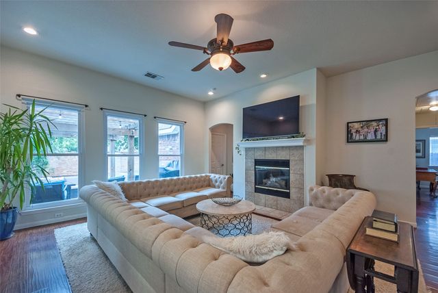 7806 Albany Drive, Rowlett, TX 75089