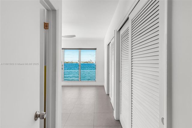 7921 East Dr 15, North Bay Village, FL 33141