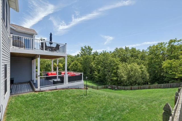 2 Frontier Court, Leclaire, IA 52753