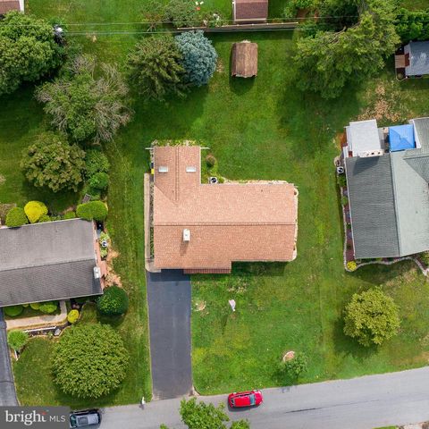 1711 BILLVIEW DR, Lancaster, PA 17601