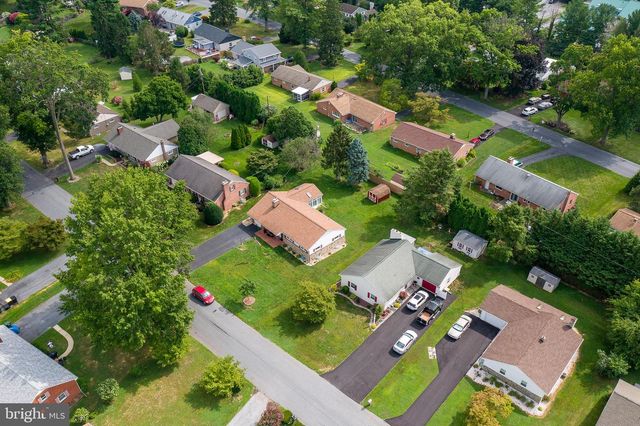 1711 BILLVIEW DR, Lancaster, PA 17601