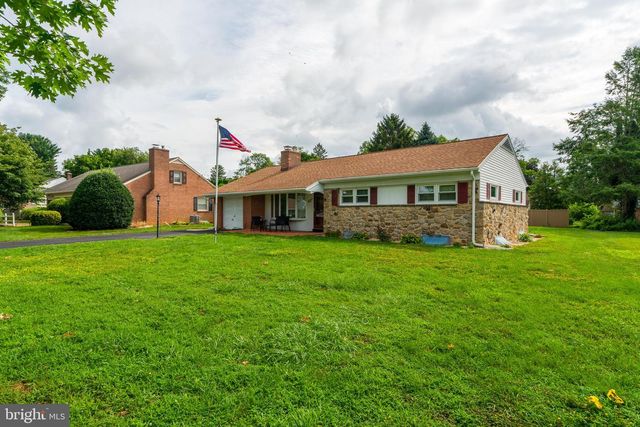 1711 BILLVIEW DR, Lancaster, PA 17601