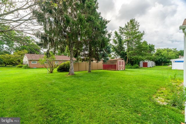 1711 BILLVIEW DR, Lancaster, PA 17601