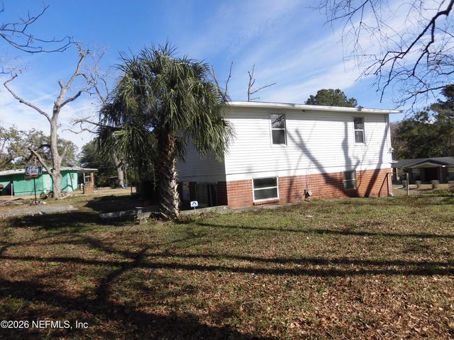 7028 RHODE ISLAND Drive E, Jacksonville, FL 32209