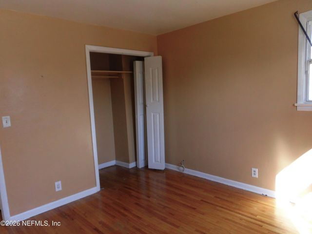 7028 RHODE ISLAND Drive E, Jacksonville, FL 32209