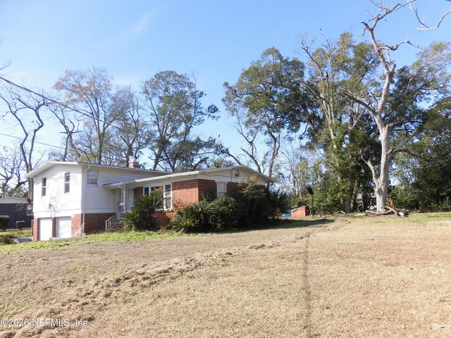 7028 RHODE ISLAND Drive E, Jacksonville, FL 32209