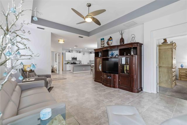 8512 CACHE DRIVE, Sarasota, FL 34240