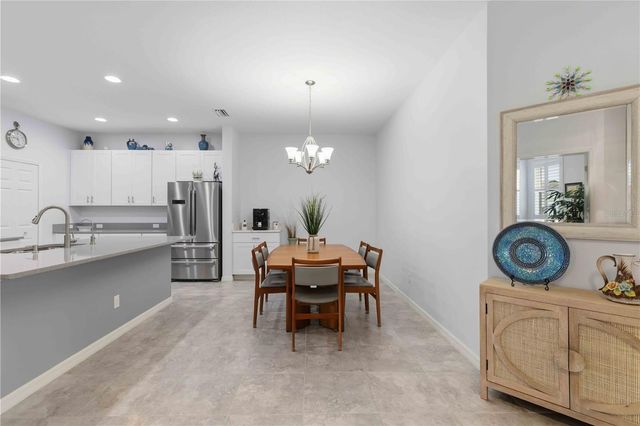 8512 CACHE DRIVE, Sarasota, FL 34240