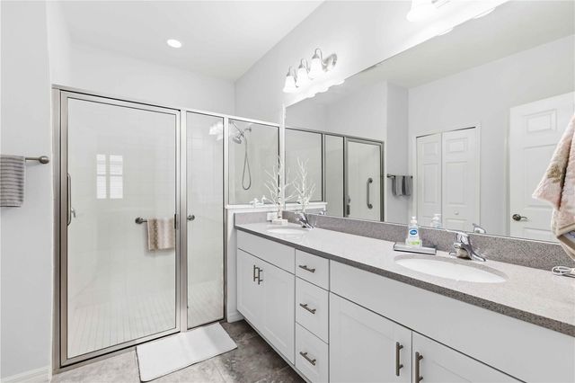 8512 CACHE DRIVE, Sarasota, FL 34240