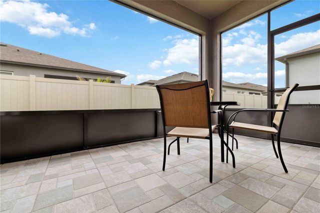 8512 CACHE DRIVE, Sarasota, FL 34240