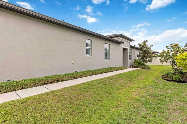 8512 CACHE DRIVE, Sarasota, FL 34240