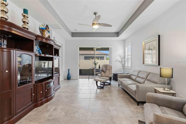 8512 CACHE DRIVE, Sarasota, FL 34240