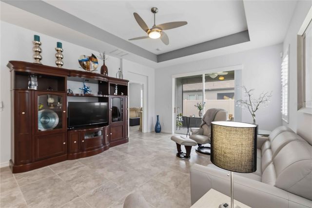 8512 CACHE DRIVE, Sarasota, FL 34240