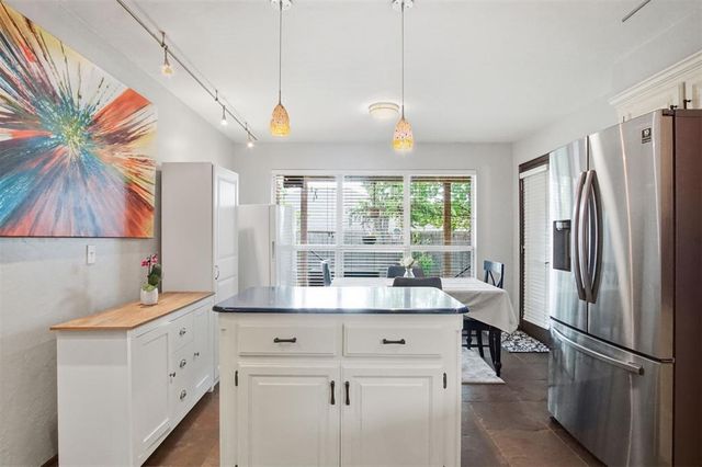 2708 Overland Way, Edmond, OK 73012