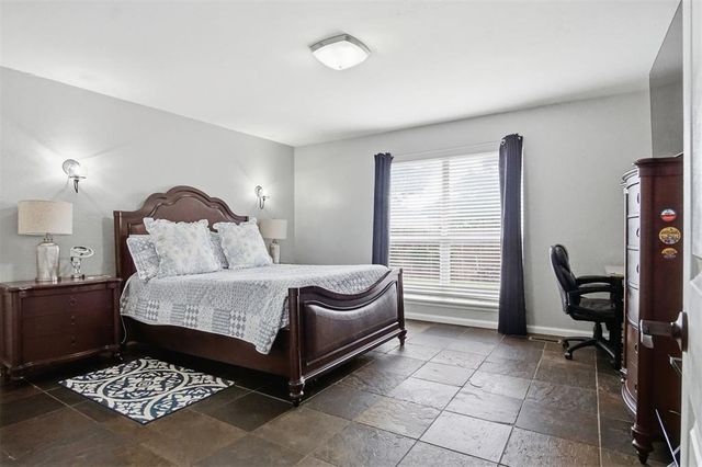 2708 Overland Way, Edmond, OK 73012