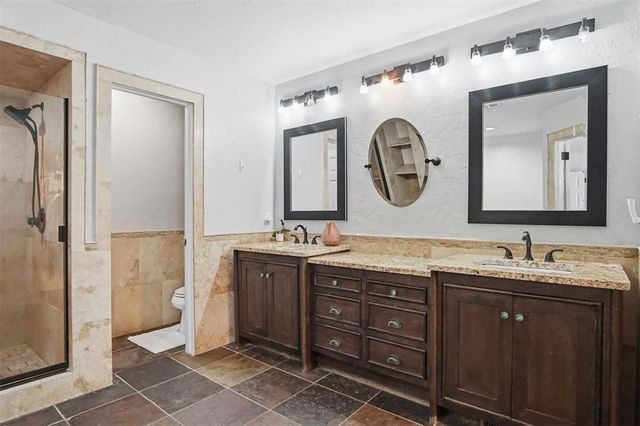 2708 Overland Way, Edmond, OK 73012