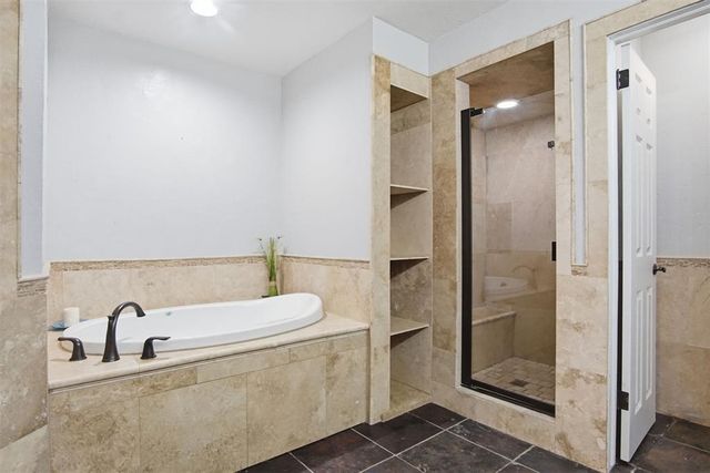 2708 Overland Way, Edmond, OK 73012