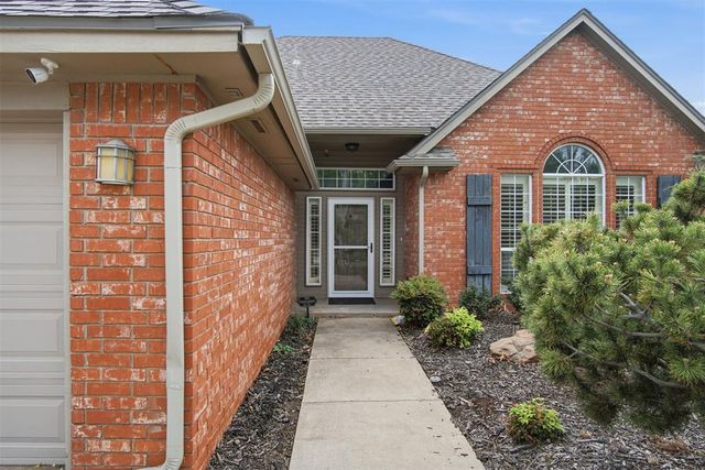 2708 Overland Way, Edmond, OK 73012