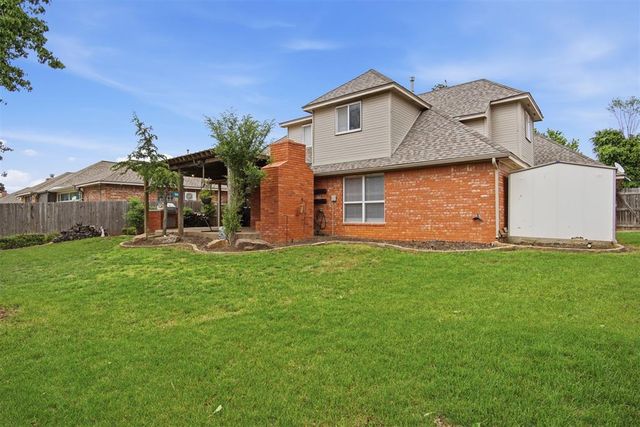 2708 Overland Way, Edmond, OK 73012