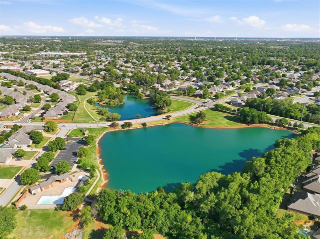 2708 Overland Way, Edmond, OK 73012