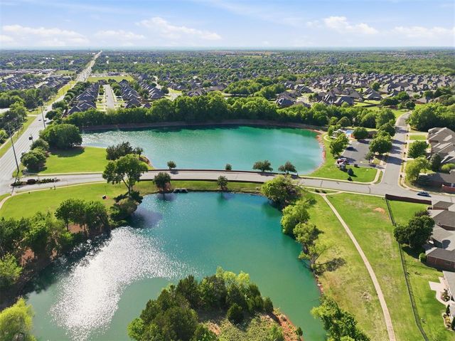 2708 Overland Way, Edmond, OK 73012