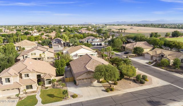 1554 E TULSA Street, Gilbert, AZ 85295