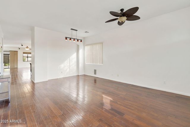 1554 E TULSA Street, Gilbert, AZ 85295