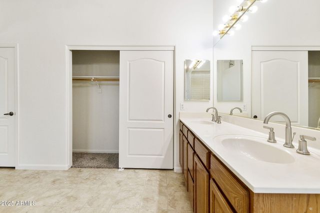 1554 E TULSA Street, Gilbert, AZ 85295