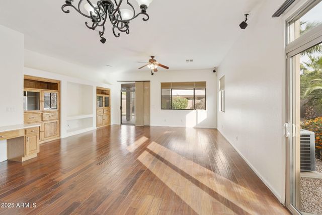 1554 E TULSA Street, Gilbert, AZ 85295