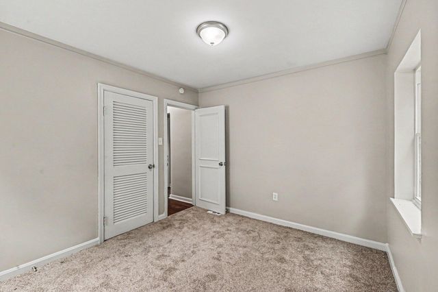 70 Rose Avenue, Highland Heights, KY 41076